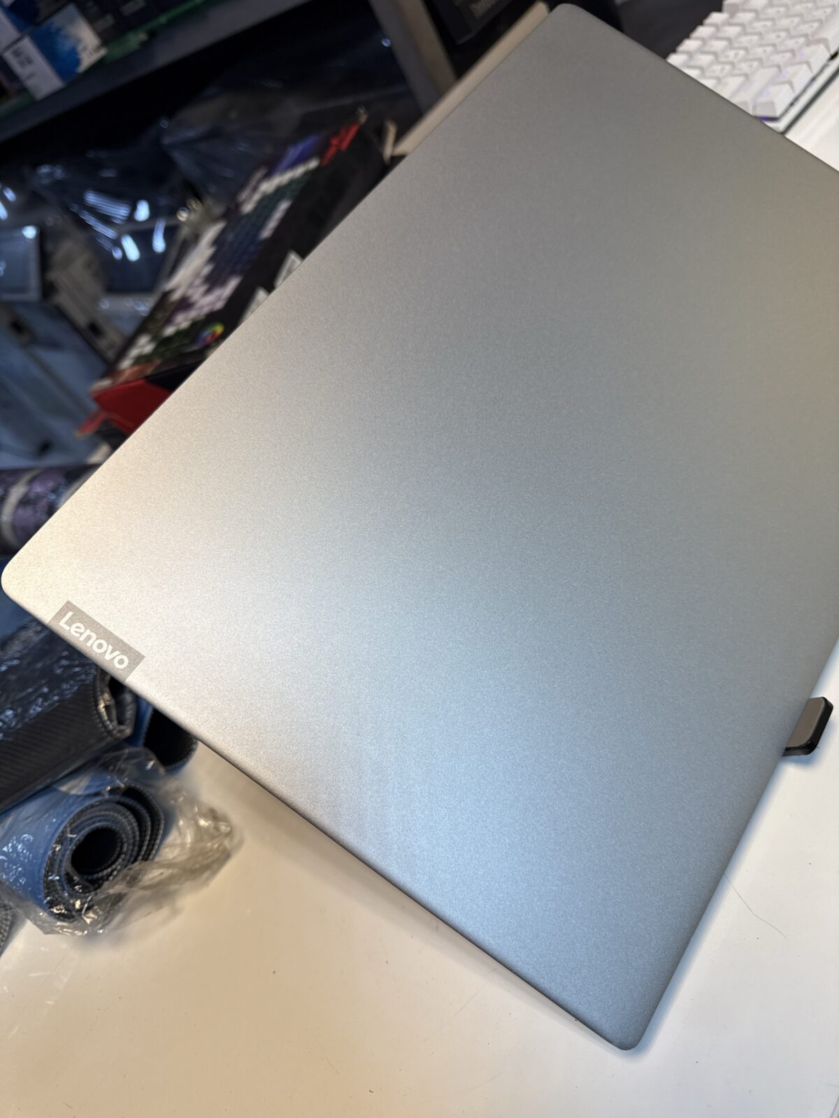 ⁦Lenovo ideapad 330s USED⁩ - الصورة ⁦2⁩